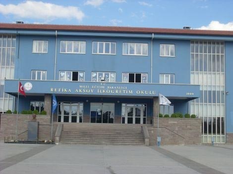 Refika Aksoy İlkokulu kampüs fotoğrafı