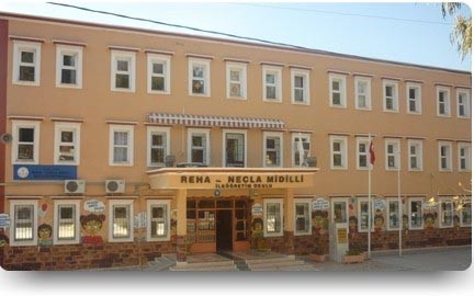 Reha Necla Midilli Ortaokulu kampüs fotoğrafı