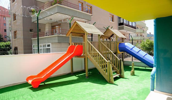 Renkli Kelebekler Kreş kampüs fotoğrafı