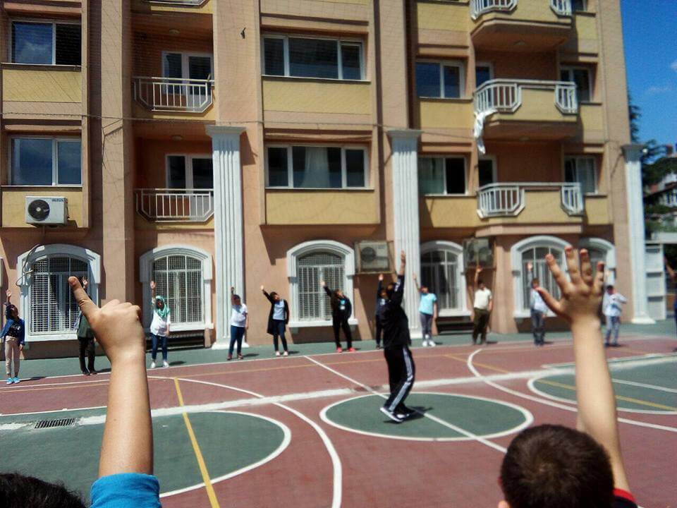 Şafak Okulları İlkokulu kampüs fotoğrafı