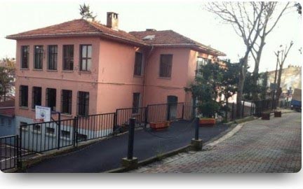Şair Nigar İlkokulu kampüs fotoğrafı