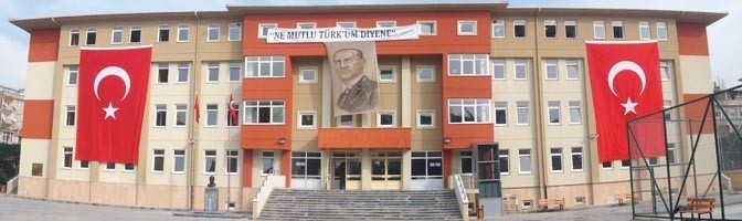 Sefaköy Anadolu Lisesi kampüs fotoğrafı