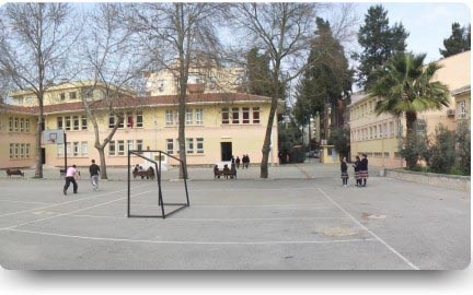 Selçuk Anadolu Lisesi kampüs fotoğrafı