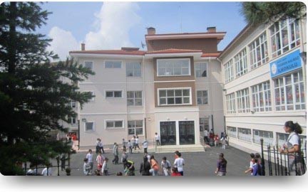 Teğmen Kalmaz İlkokulu kampüs fotoğrafı