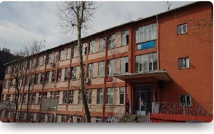 Topkapılı Mehmet Bey Ortaokulu kampüs fotoğrafı