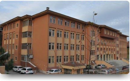 Üsküdar Zeynep Kamil Anadolu Sağlık Meslek Lisesi kampüs fotoğrafı