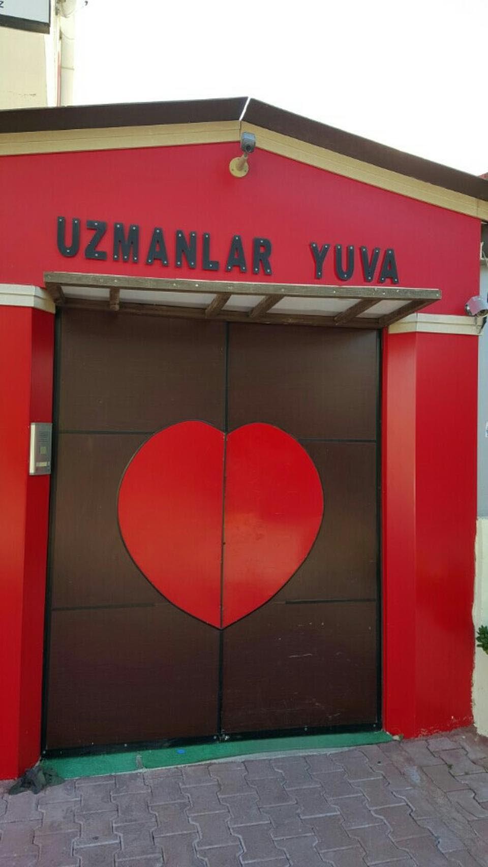 Uzmanlar Yuva Anaokulu kampüs fotoğrafı