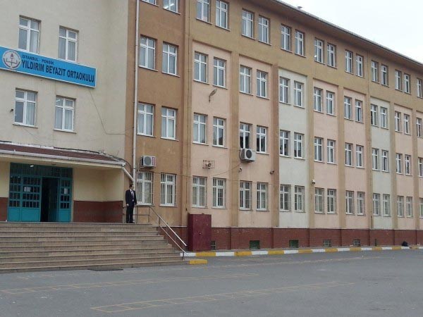 Pendik Zübeyde Hanım İlkokulu kampüs fotoğrafı